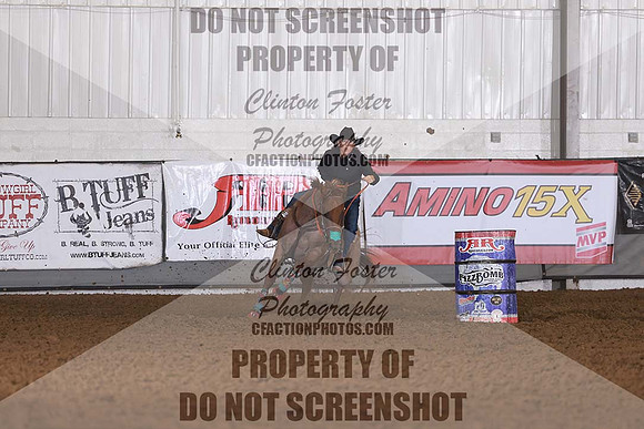 B82A8400