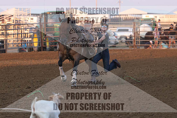B82A2804