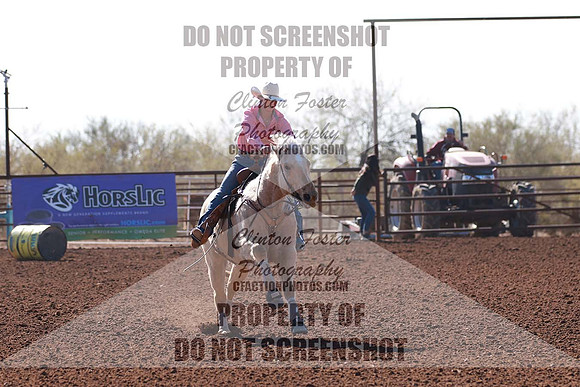 B82A2752